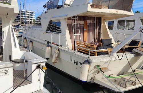 Sant Adria de Besos Boat Rental | Voyager
