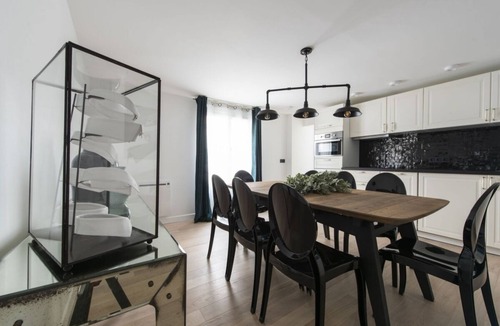 Gaillon Apartment | Voyageur Sans Bagage, 3BR/3BA, 7 people