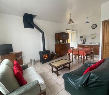 Chuffilly-Roche House | Voyelles