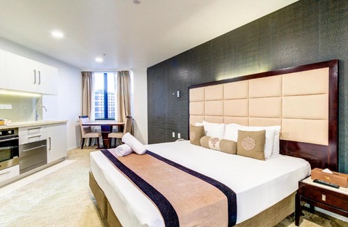 Newton Apartment | VR Queen Street Hotel & Suites