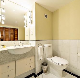 Mourea Hotel | VR Rotorua Lake Resort