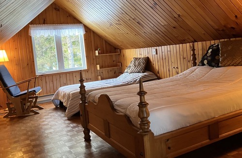Saint-Alphonse-Rodriguez Ski Chalet | Vrbo Property