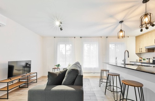 Sainte-Anne-des-Plaines Apartment | Vrbo Property