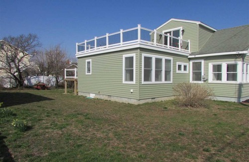 Town Bank House | VRBO Primer Host Listing *FIRST house off the bay *