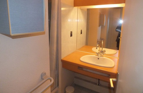 La Rogere Apartment | Vrbo Property