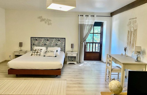 Montagny-les-Beaune Bed & Breakfast | Vrbo Property