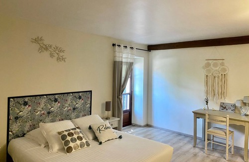 Montagny-les-Beaune Bed & Breakfast | Vrbo Property