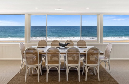 Narrabeen House | Vrbo Property