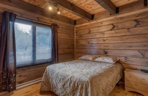 Mauricie Ski Chalet | Vrbo Property
