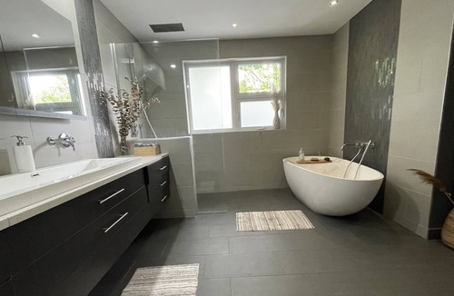 Pointe-de-Sainte-Foy House | Vrbo Property
