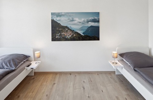Grabs Apartment | Vrbo Property