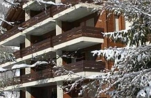 Taesch Apartment | Vrbo Property