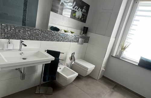 Helbersdorf Apartment | Vrbo Property