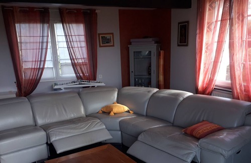 Etaules House | Vrbo Property