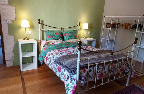 Bourdeilles Apartment | Vrbo Property