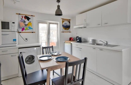 Vaugueux Apartment | Vrbo Property