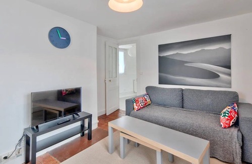 Vaugueux Apartment | Vrbo Property