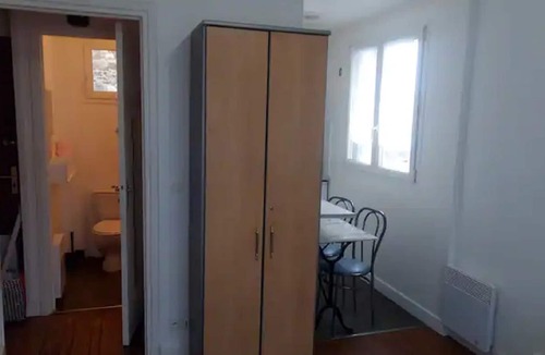 Le Marais Apartment | Vrbo Property