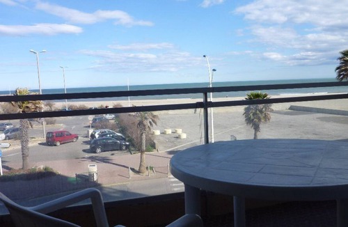 Le Port Apartment | Vrbo Property
