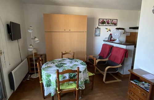 Le Port Apartment | Vrbo Property