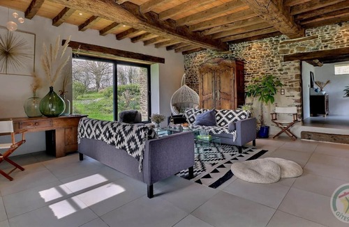 Coesmes House | Vrbo Property