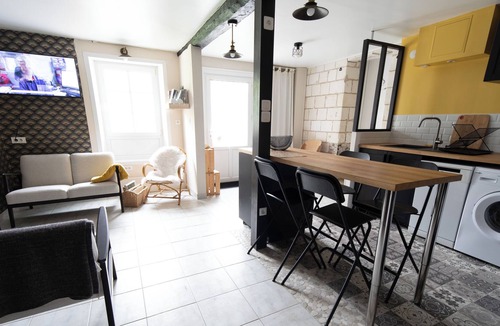 Athies Bed & Breakfast | Vrbo Property