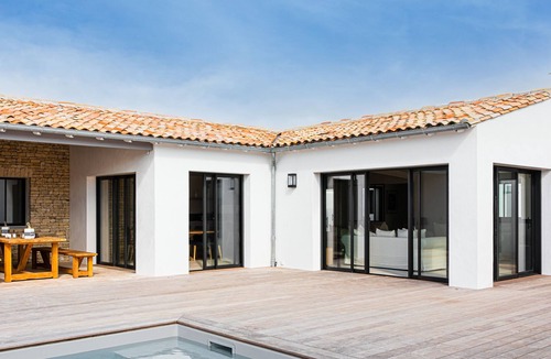 Loix House | Vrbo Property