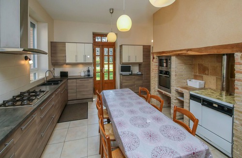 Montans House | Vrbo Property