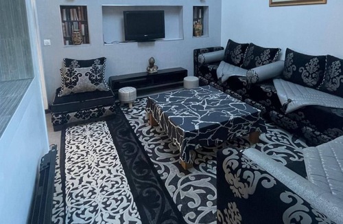 Mouroux Apartment | Vrbo Property