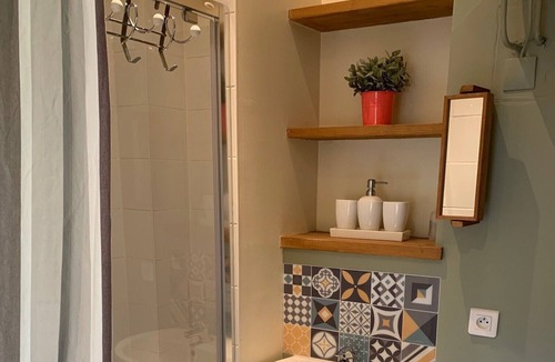 Saint-Jacques - Pirmil Apartment | Vrbo Property