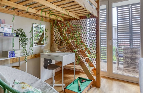 Palaiseau Apartment | Vrbo Property