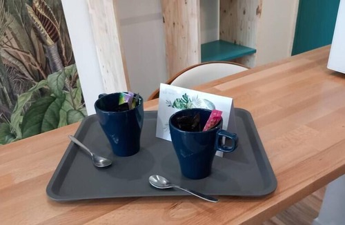 Puiseux-en-France Apartment | Vrbo Property