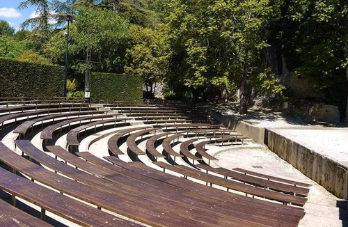 Robion Villa | Vrbo Property