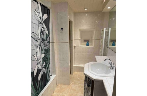 Roujan House | Vrbo Property