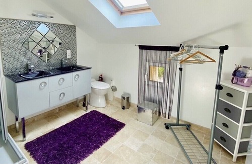 Saint-Nexans House | Vrbo Property