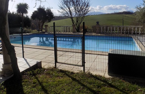 Saux-et-Pomarede Other | Vrbo Property