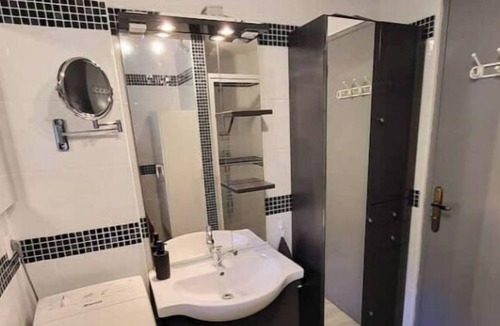 Sentein House | Vrbo Property