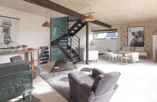 Val-du-Layon House | Vrbo Property