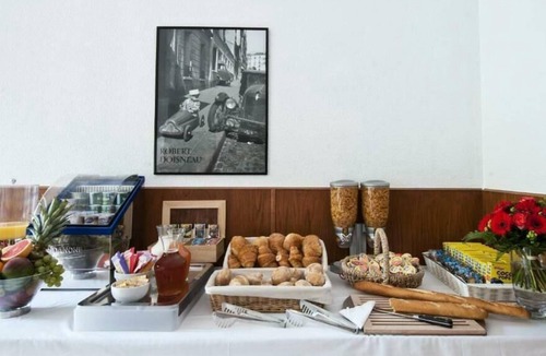 Vanves Apartment | Vrbo Property