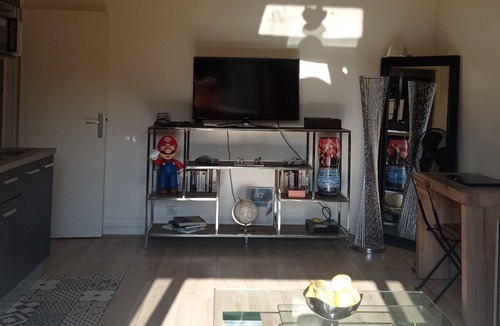 Ville-d'Avray Apartment | Vrbo Property