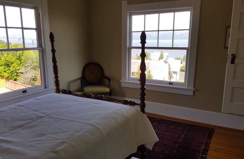 Astoria House | Vrbo Property
