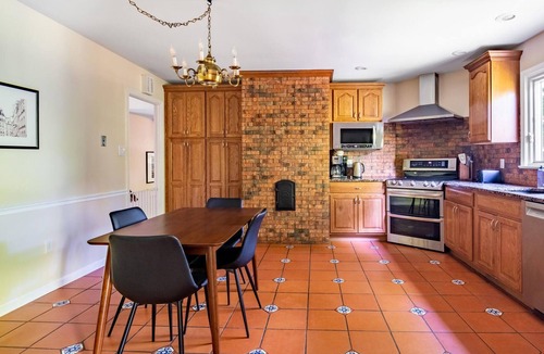 Potomac House | Vrbo Property