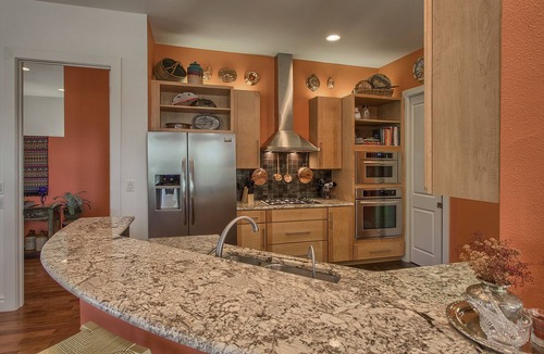 Fredericksburg House | VRBO Top10 Luxury Home! Heated Pool! Main St. 3 blks! "Love it! We'll be back!"