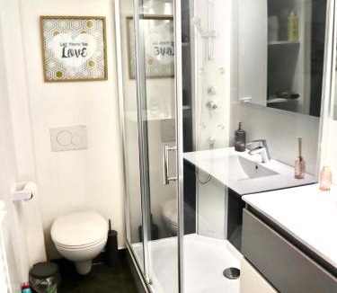 Roissy-en-Brie Apartment | vshome logement cosy 5min gare RER entre Disneyland et Paris