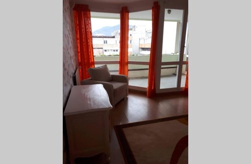 Secteur 6 Apartment | Vu sur les Constellations .