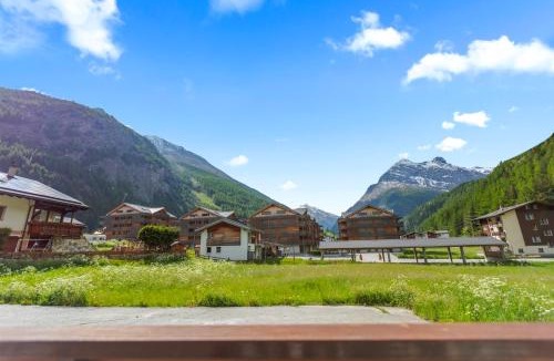 Saas Grund Apartment | Vue, 2 terrasses & parking privé - Saas-Grund