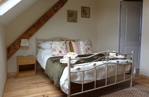 Bersac-sur-Rivalier Bed & Breakfast | Vue Du Vallon