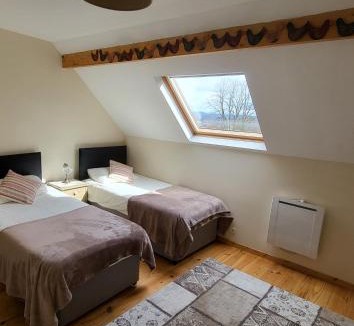 Bersac-sur-Rivalier House | Vue Du Vallon