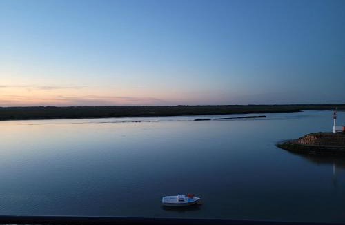 Saint-Valery-sur-Somme Apartment | Vue et terrasse panoramique sur la Baie de Somme