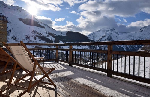 Mont-de-Lans Condo | Vue exceptionnelle ! Chalet moderne + sauna privé